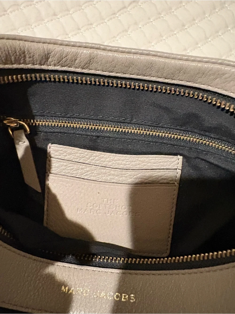 Marc Jacobs softshot 27
